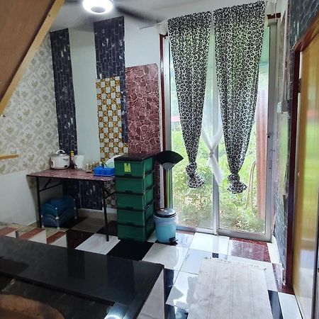 Chalet Kampong Semawar Kuala Kangsar Zewnętrze zdjęcie