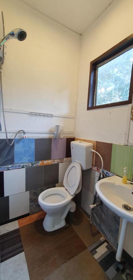 Chalet Kampong Semawar Kuala Kangsar Zewnętrze zdjęcie