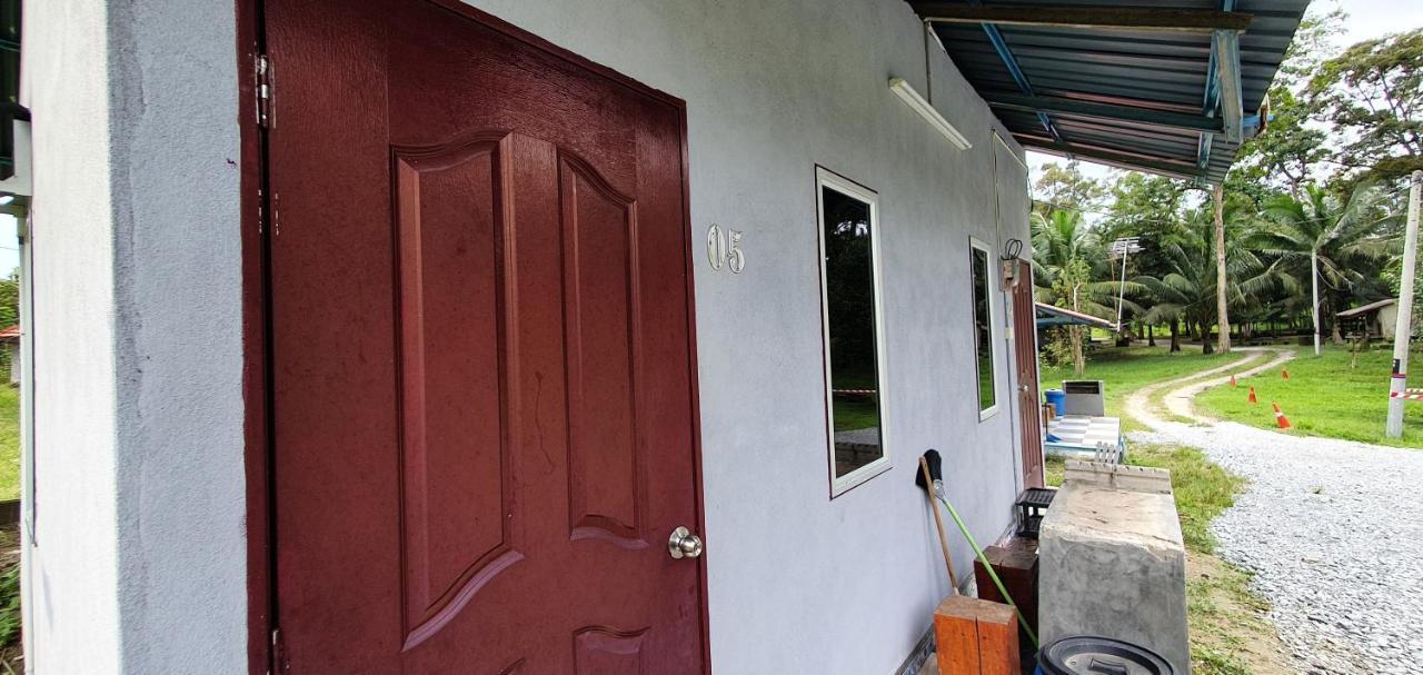 Chalet Kampong Semawar Kuala Kangsar Zewnętrze zdjęcie